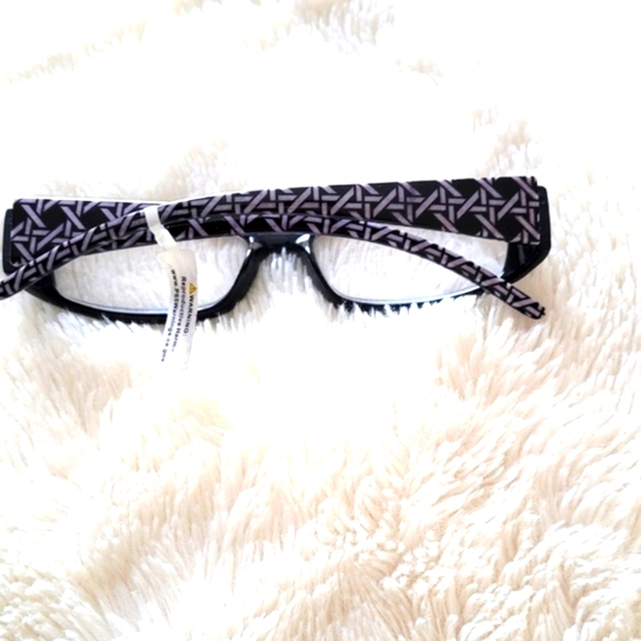 Reading classes +2.50 - Picture 3 of 9